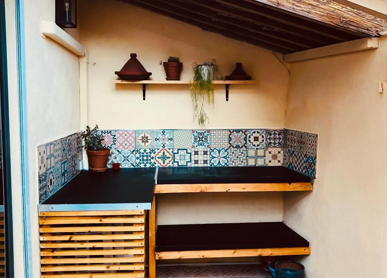 T2 Cosy Tout Equipe Avec Terrasse Plancha Montauroux 0*,  France